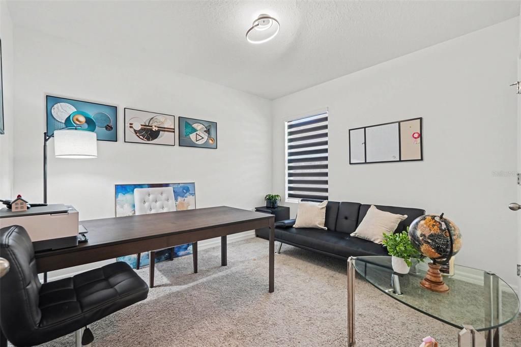 For Sale: $395,000 (3 beds, 2 baths, 1672 Square Feet)