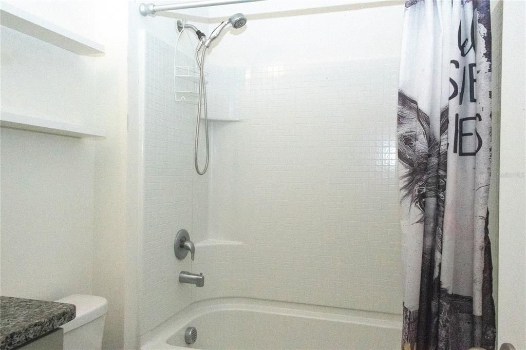 For Rent: $2,900 (5 beds, 3 baths, 2626 Square Feet)