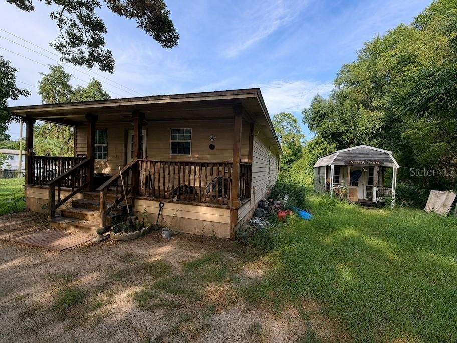 For Sale: $134,000 (3 beds, 2 baths, 1056 Square Feet)