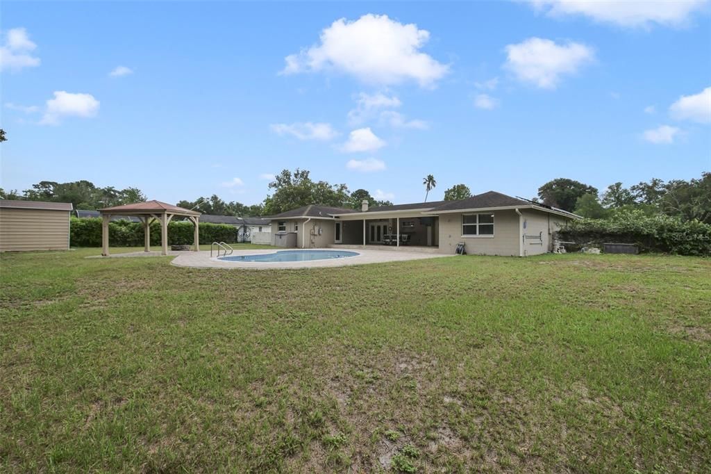 En Venta: $765,000 (4 camas, 3 baños, 2673 Pies cuadrados)