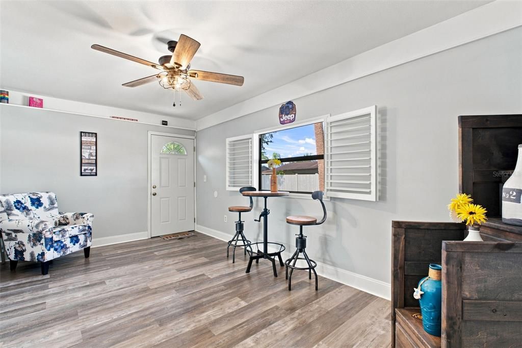 For Sale: $494,500 (3 beds, 2 baths, 1607 Square Feet)