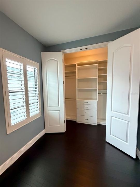 For Rent: $2,700 (3 beds, 3 baths, 1964 Square Feet)