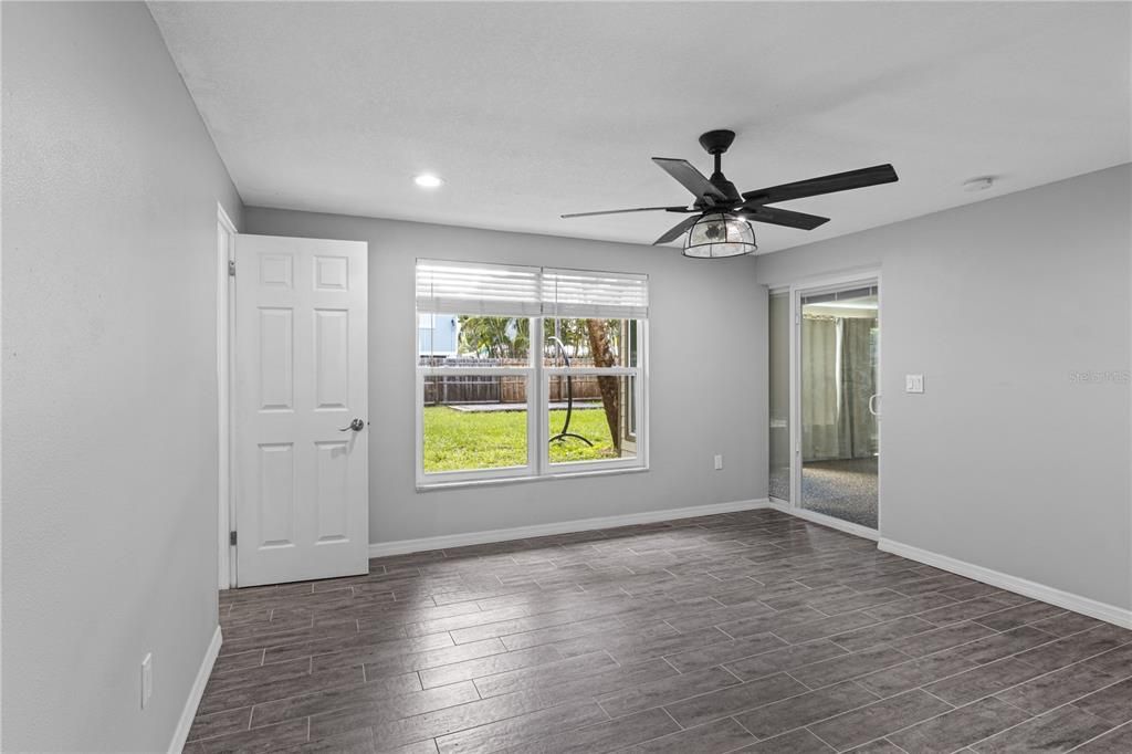 For Sale: $439,500 (3 beds, 2 baths, 1695 Square Feet)