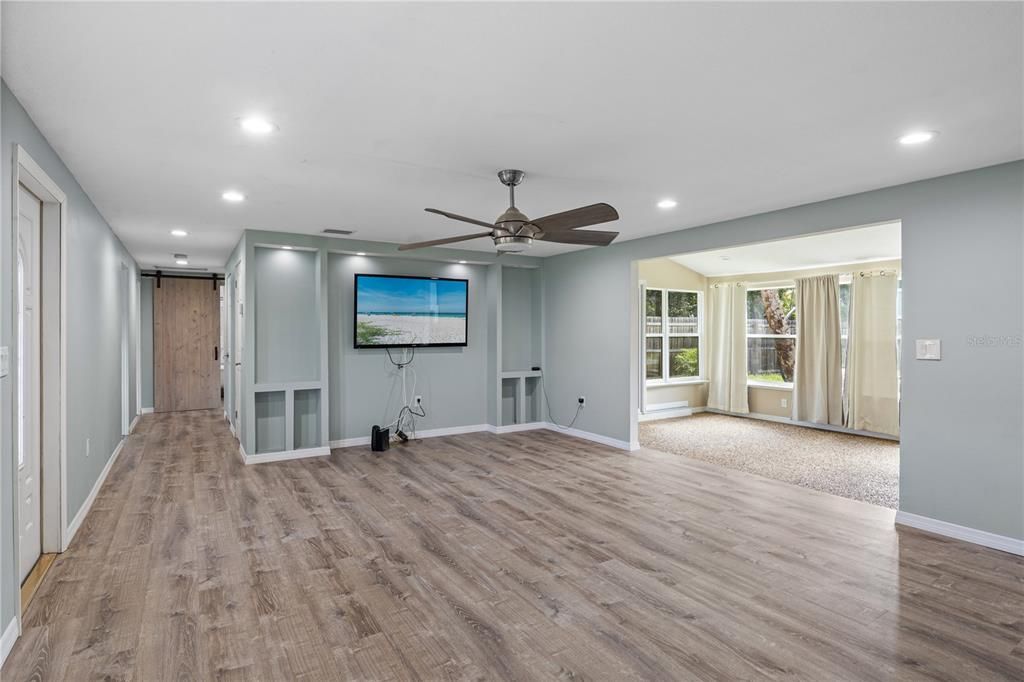 For Sale: $439,500 (3 beds, 2 baths, 1695 Square Feet)