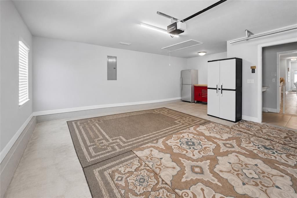 For Sale: $285,000 (2 beds, 2 baths, 1301 Square Feet)