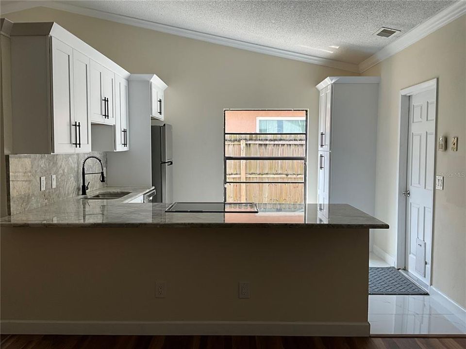 For Sale: $349,900 (3 beds, 2 baths, 1322 Square Feet)