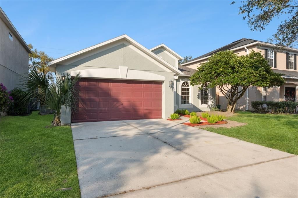 For Rent: $2,800 (4 beds, 2 baths, 1825 Square Feet)