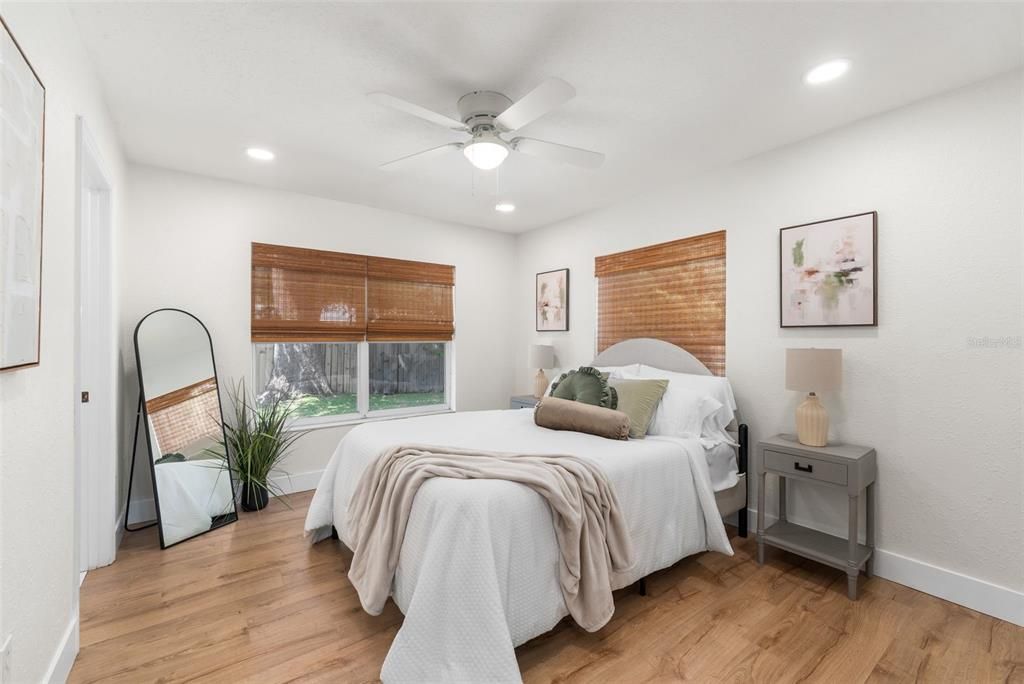 For Sale: $265,000 (3 beds, 2 baths, 1220 Square Feet)