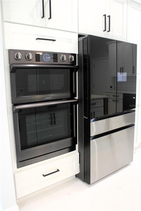 En Venta: $325,000 (3 camas, 2 baños, 1800 Pies cuadrados)