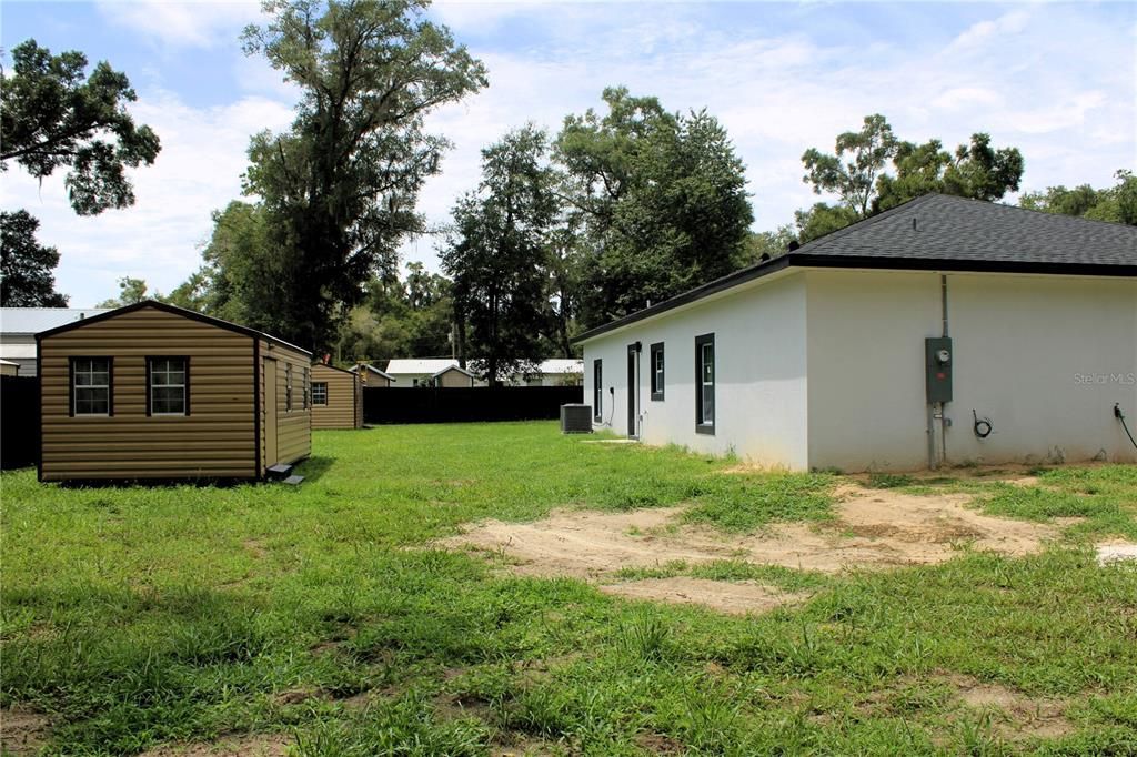 En Venta: $325,000 (3 camas, 2 baños, 1800 Pies cuadrados)