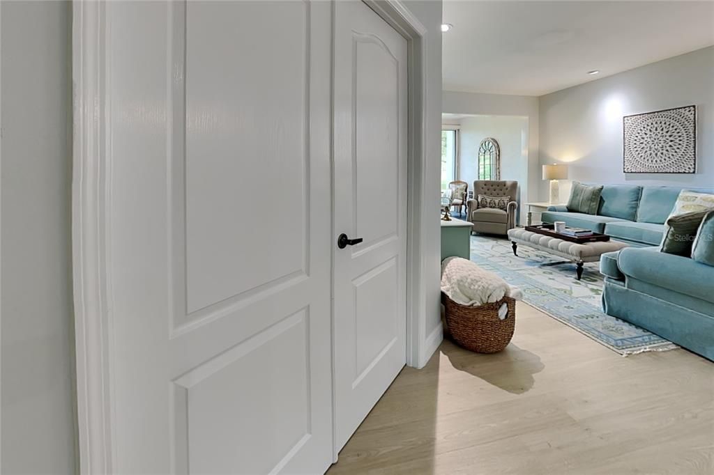 For Rent: $4,400 (3 beds, 2 baths, 1647 Square Feet)