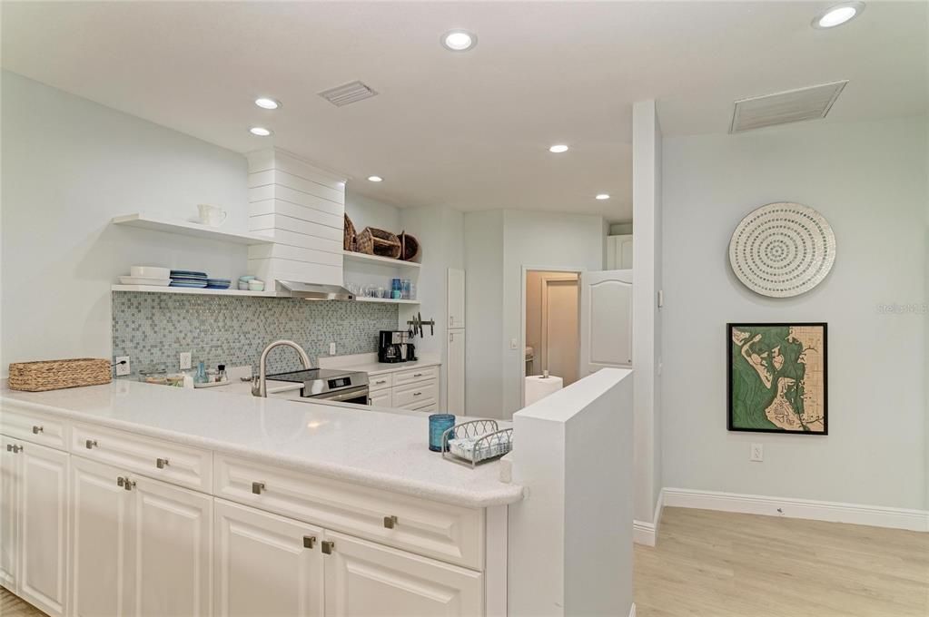 For Rent: $4,400 (3 beds, 2 baths, 1647 Square Feet)