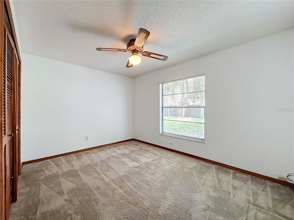 En Venta: $418,000 (4 camas, 2 baños, 2230 Pies cuadrados)