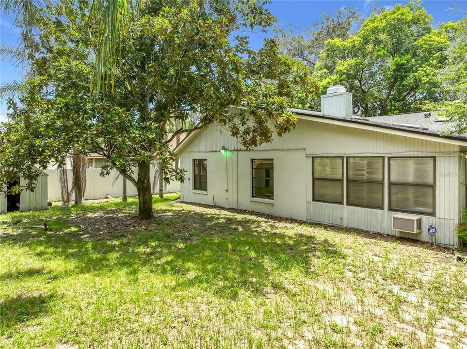 En Venta: $418,000 (4 camas, 2 baños, 2230 Pies cuadrados)