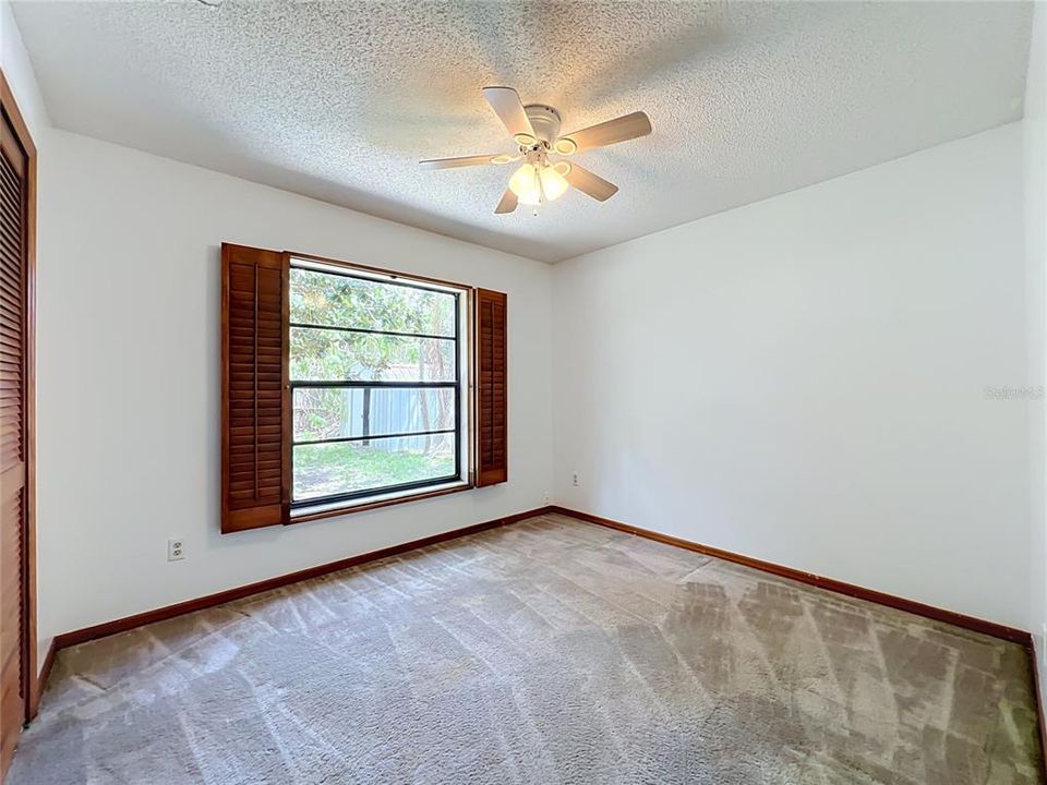 En Venta: $418,000 (4 camas, 2 baños, 2230 Pies cuadrados)