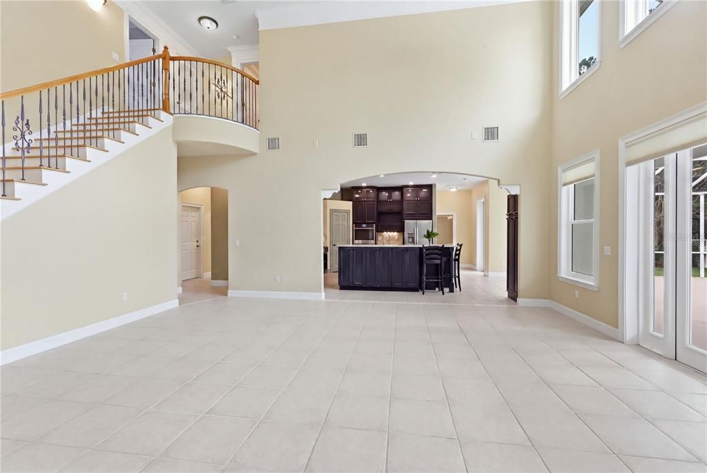 For Sale: $849,900 (5 beds, 3 baths, 4158 Square Feet)