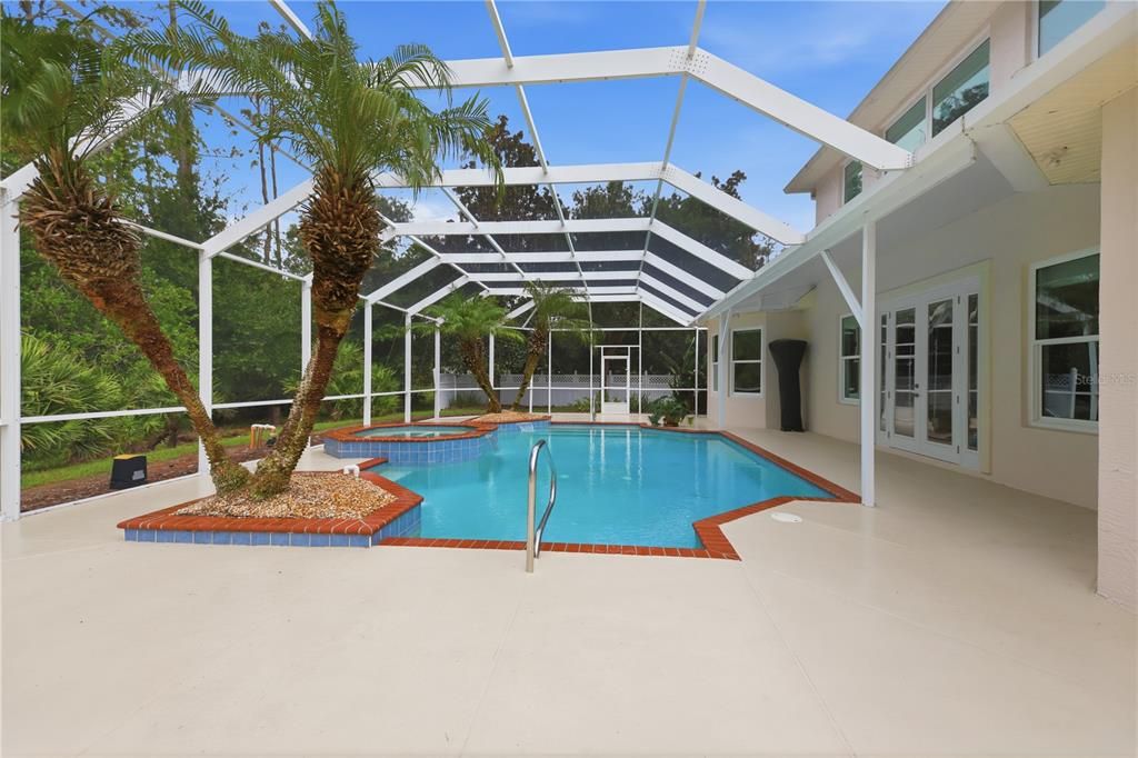 For Sale: $849,900 (5 beds, 3 baths, 4158 Square Feet)