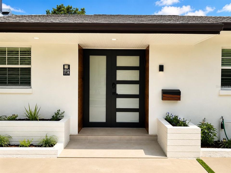 For Sale: $1,125,000 (4 beds, 3 baths, 2134 Square Feet)