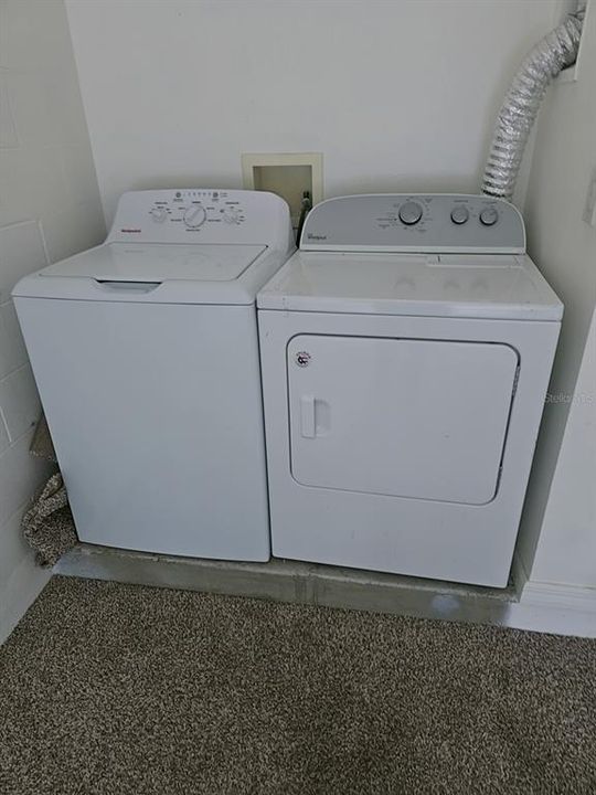 For Rent: $2,200 (3 beds, 2 baths, 1517 Square Feet)