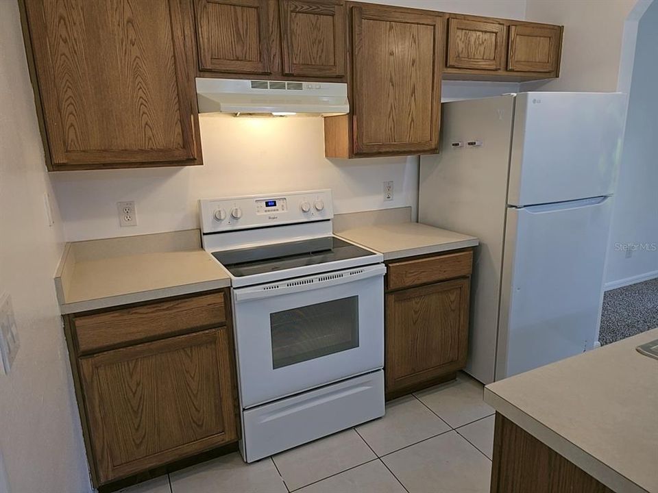 For Rent: $2,200 (3 beds, 2 baths, 1517 Square Feet)