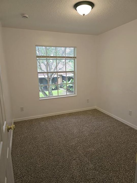 For Rent: $2,200 (3 beds, 2 baths, 1517 Square Feet)