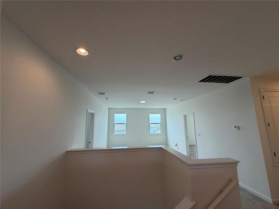 For Sale: $389,900 (5 beds, 3 baths, 3275 Square Feet)