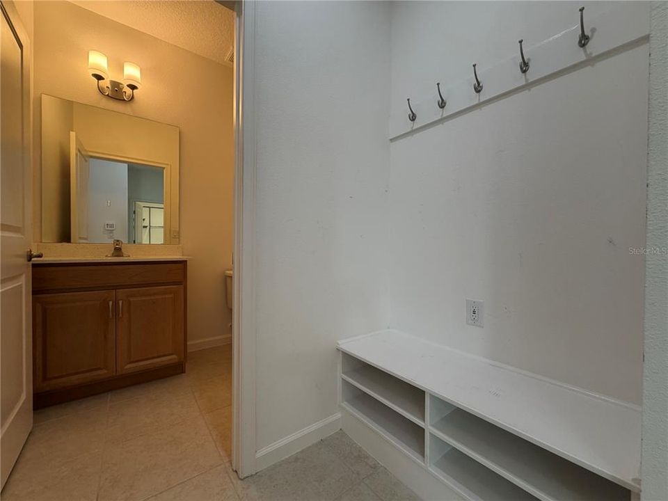 For Sale: $389,900 (5 beds, 3 baths, 3275 Square Feet)