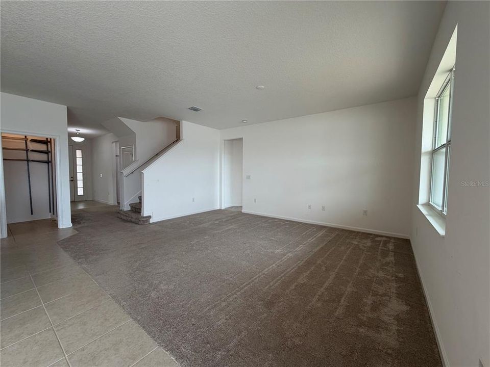 For Sale: $389,900 (5 beds, 3 baths, 3275 Square Feet)