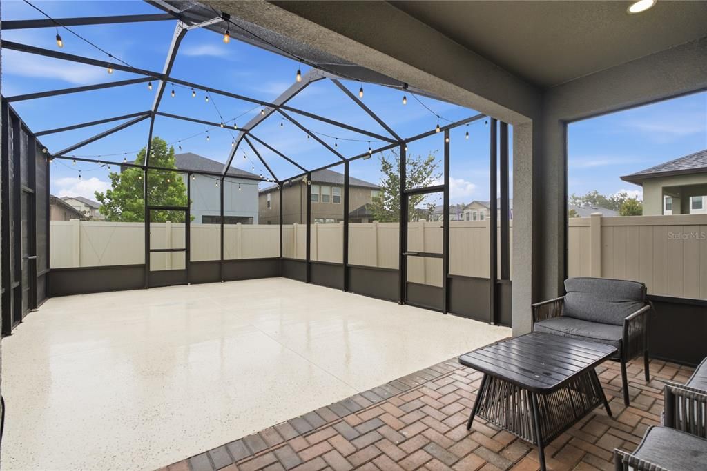En Venta: $459,000 (5 camas, 3 baños, 2466 Pies cuadrados)