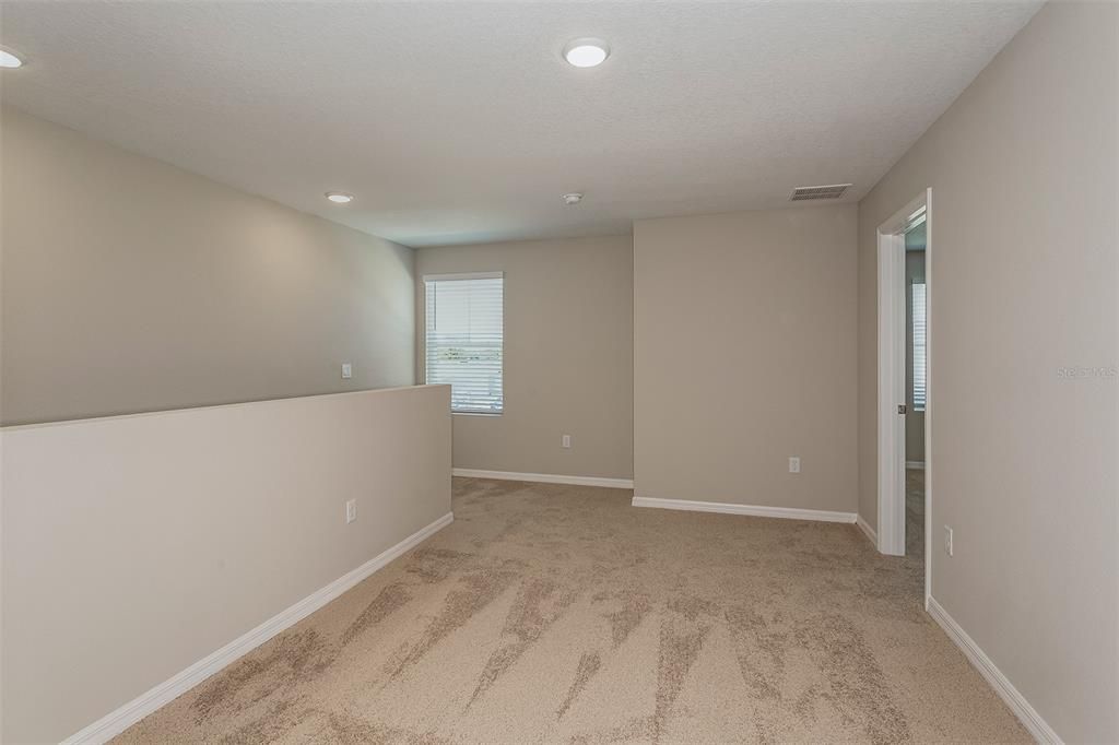 For Sale: $339,999 (4 beds, 2 baths, 2039 Square Feet)