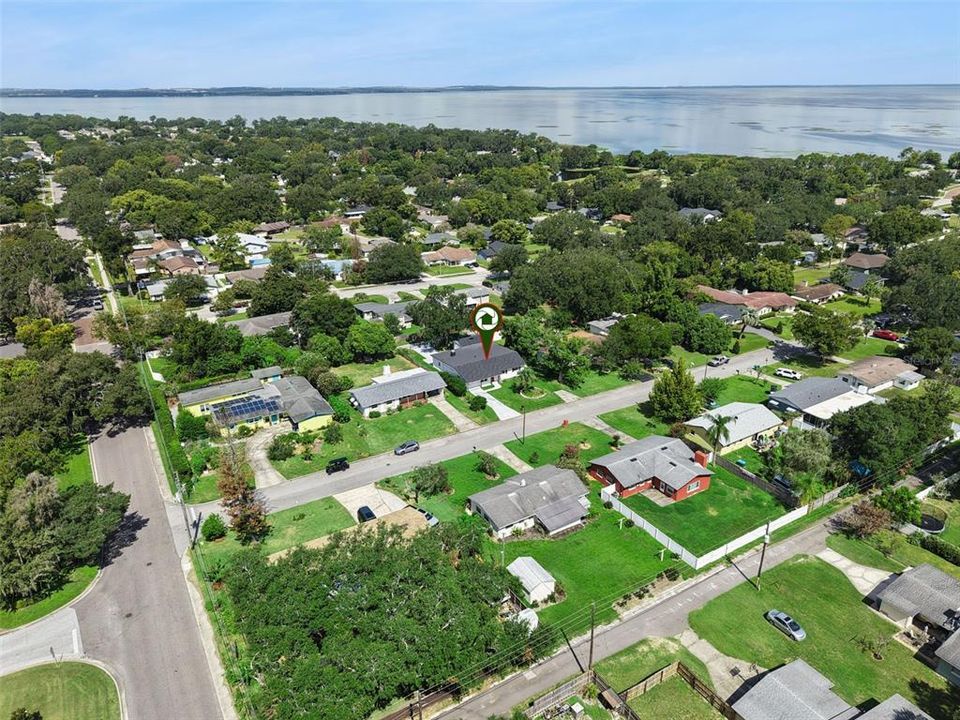 En Venta: $849,900 (4 camas, 2 baños, 2331 Pies cuadrados)