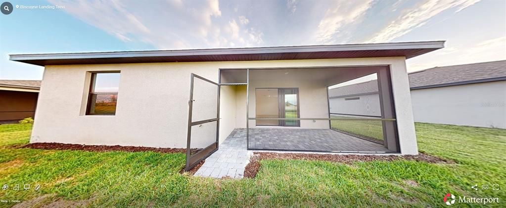 En Renta: $2,450 (4 camas, 3 baños, 2027 Pies cuadrados)