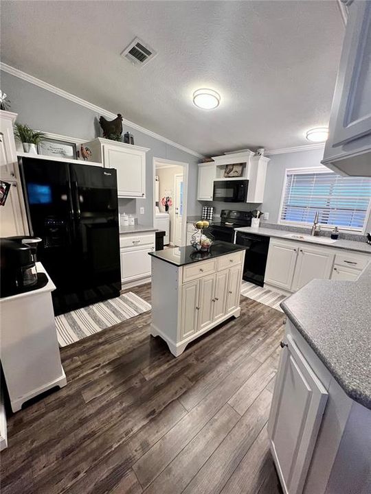 En Venta: $249,900 (3 camas, 2 baños, 1782 Pies cuadrados)