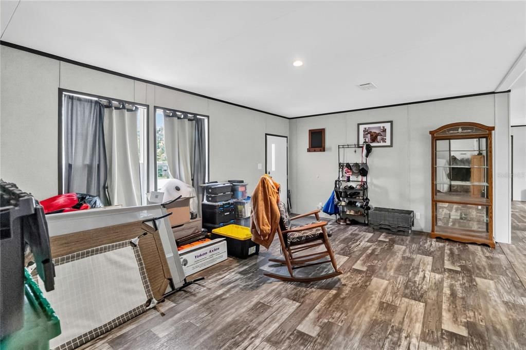 En Venta: $449,900 (4 camas, 2 baños, 1768 Pies cuadrados)