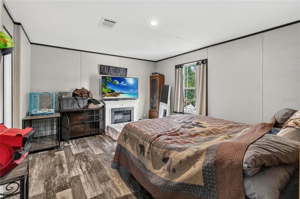 En Venta: $449,900 (4 camas, 2 baños, 1768 Pies cuadrados)