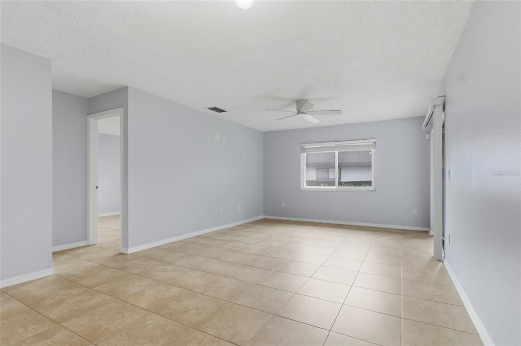 For Rent: $1,750 (2 beds, 2 baths, 1005 Square Feet)