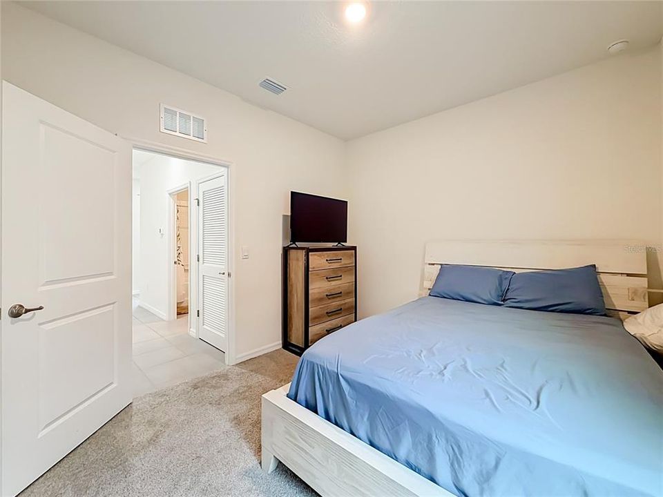 For Sale: $290,000 (2 beds, 2 baths, 1622 Square Feet)