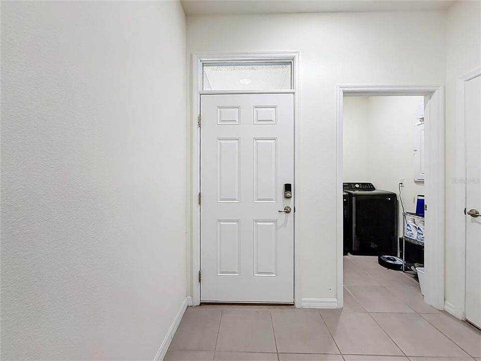 For Sale: $290,000 (2 beds, 2 baths, 1622 Square Feet)