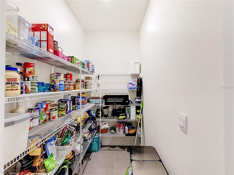 For Sale: $290,000 (2 beds, 2 baths, 1622 Square Feet)
