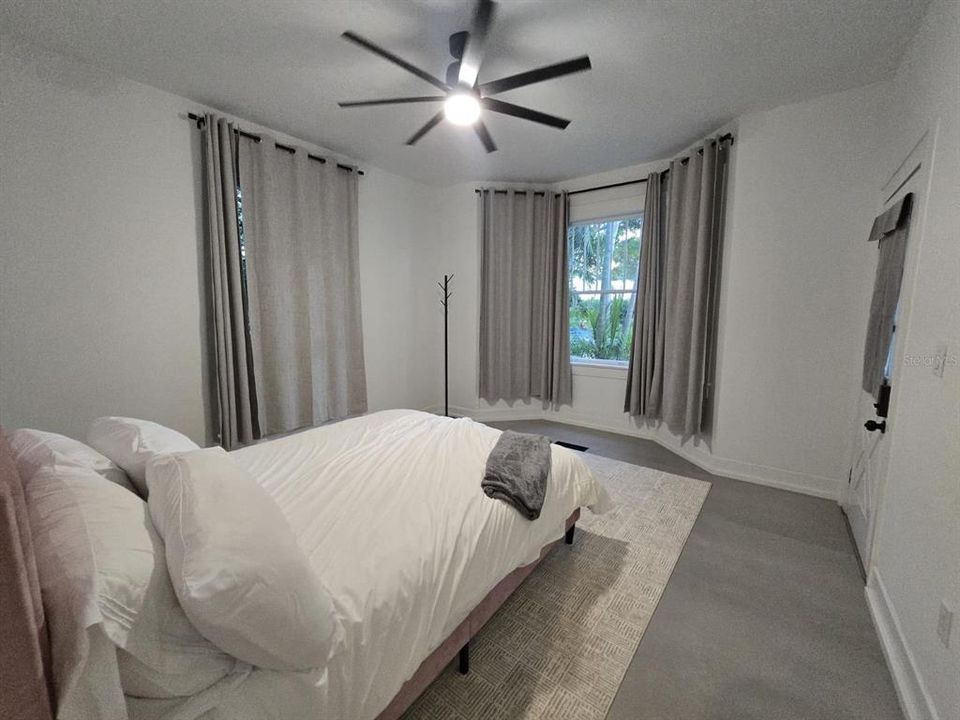 For Rent: $4,300 (3 beds, 2 baths, 2417 Square Feet)