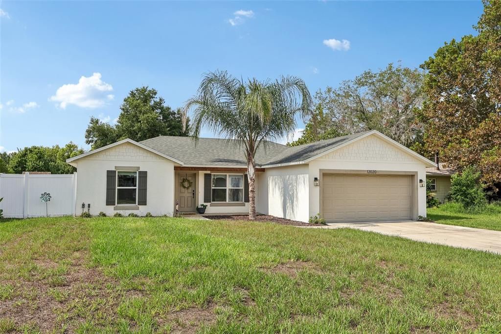 For Sale: $295,000 (3 beds, 2 baths, 1191 Square Feet)