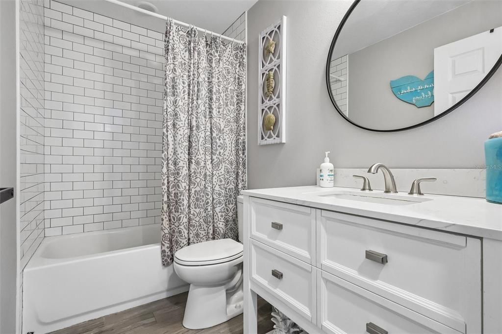 For Sale: $295,000 (3 beds, 2 baths, 1191 Square Feet)