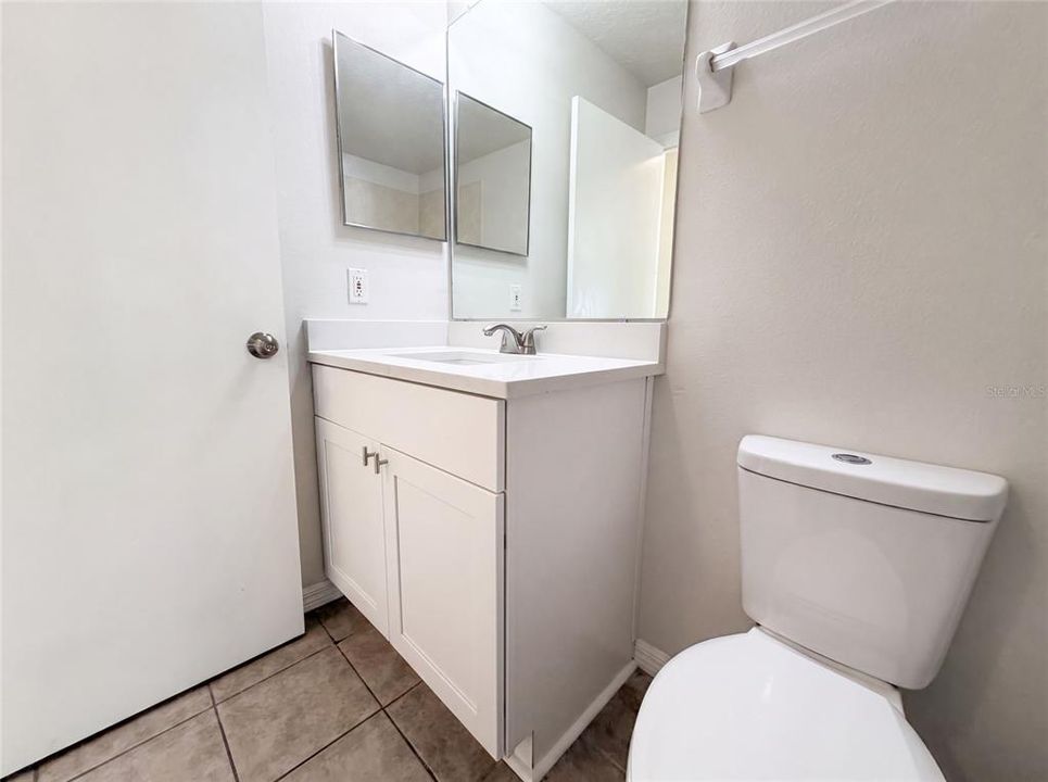 For Sale: $295,000 (3 beds, 2 baths, 1086 Square Feet)