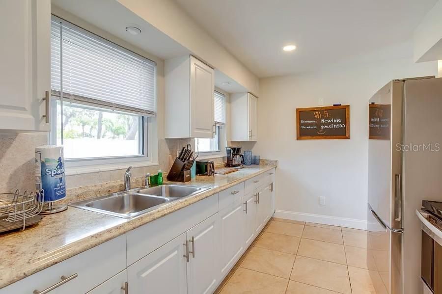 En Venta: $409,900 (2 camas, 2 baños, 1355 Pies cuadrados)