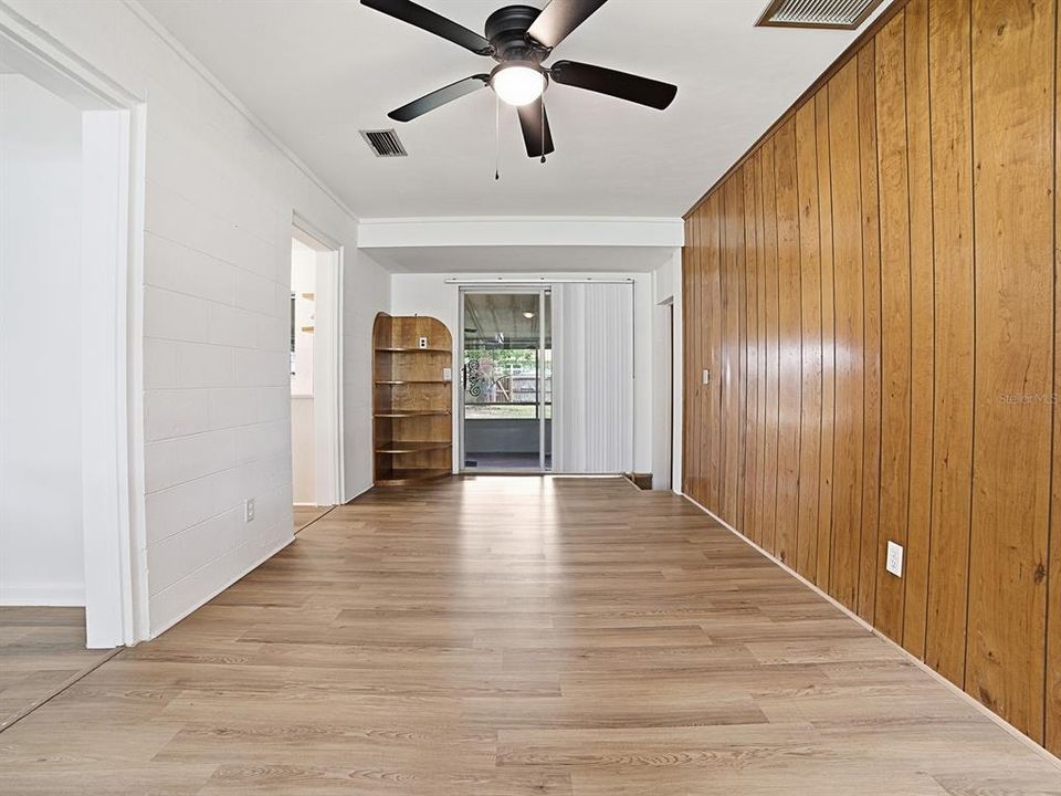 En Venta: $299,900 (2 camas, 1 baños, 1250 Pies cuadrados)