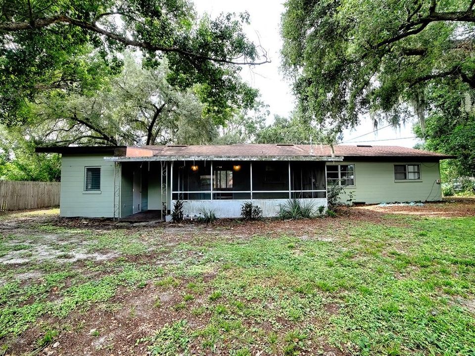 En Venta: $299,900 (2 camas, 1 baños, 1250 Pies cuadrados)