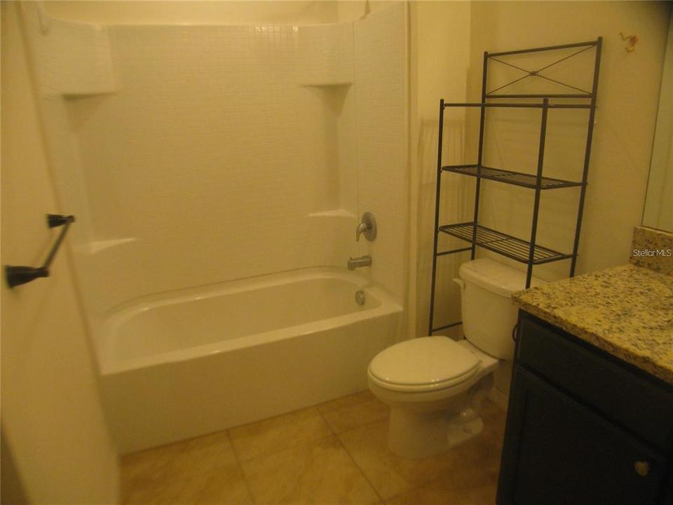 For Rent: $1,800 (3 beds, 2 baths, 1743 Square Feet)
