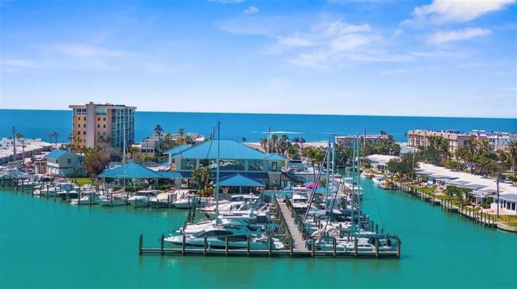 For Sale: $565,000 (2 beds, 2 baths, 1205 Square Feet)