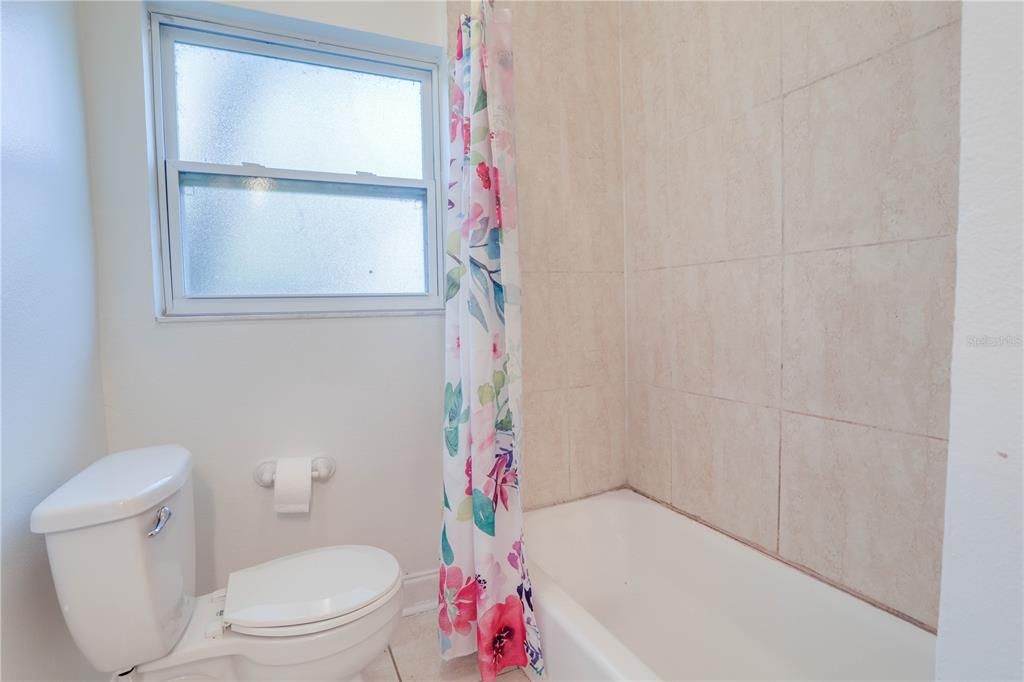 For Rent: $2,395 (2 beds, 2 baths, 1152 Square Feet)