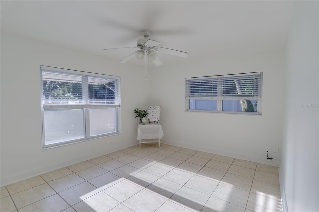 For Rent: $2,395 (2 beds, 2 baths, 1152 Square Feet)